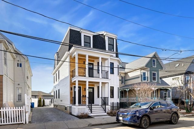 10 Bartlett St 1, Somerville, MA 02145