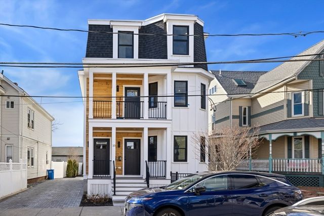10 Bartlett St 1, Somerville, MA 02145