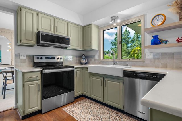 612 Burr Oak Drive, Ann Arbor, MI 48103