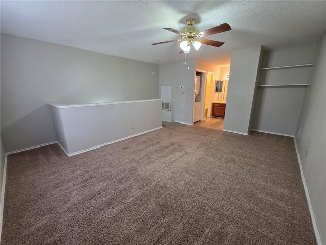 2501 Gulf Freeway 255D, Dickinson, TX 77539