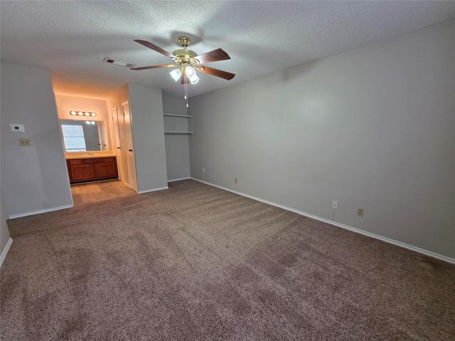 2501 Gulf Freeway 255D, Dickinson, TX 77539