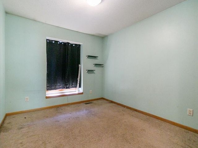 6806 SW 15th Street, Des Moines, IA 50315