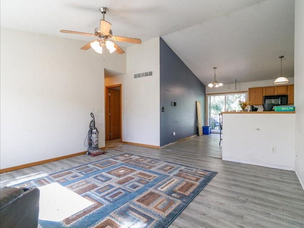 6806 SW 15th Street, Des Moines, IA 50315