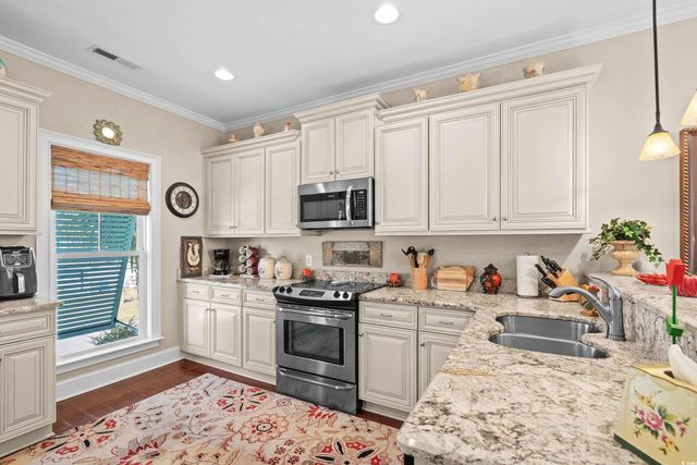 1605 Dogwood Dr. N, Surfside Beach, SC 29575