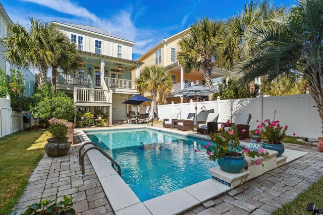 1605 Dogwood Dr. N, Surfside Beach, SC 29575