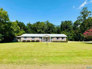 2118 Broughton Spring Road, Southside, AL 35907