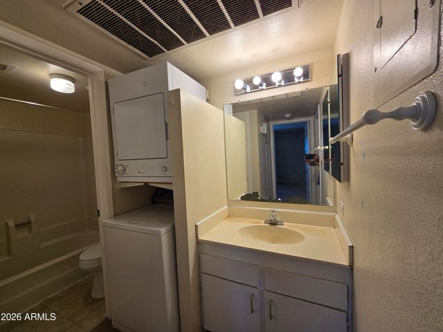 1111 E UNIVERSITY Drive 201, Tempe, AZ 85288