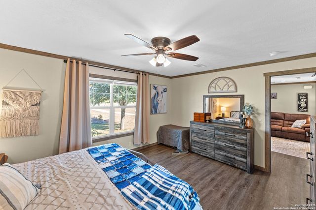 230 County Road 426, Stockdale, TX 78160