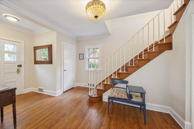 7605 Washington Boulevard, River Forest, IL 60305