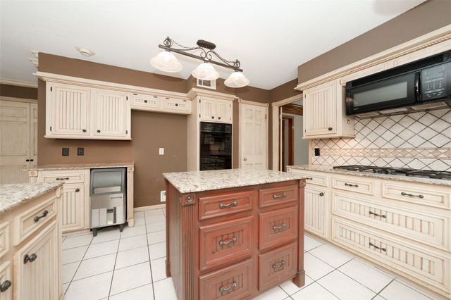 1451 Shillington Drive, Katy, TX 77450