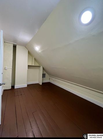 1117 Williams Street, Omaha, NE 68108