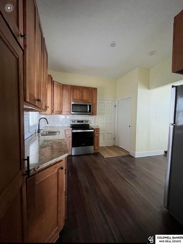 1117 Williams Street, Omaha, NE 68108