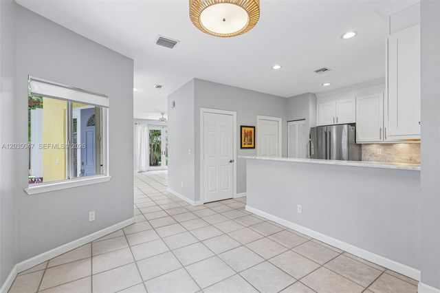 612 SW 6th St, Fort Lauderdale, FL 33315