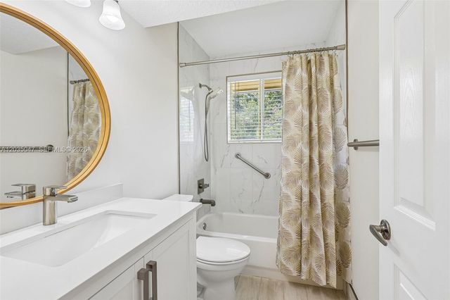 612 SW 6th St, Fort Lauderdale, FL 33315