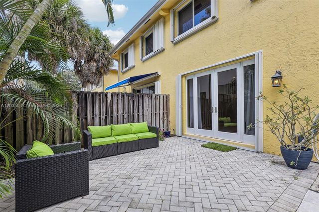 612 SW 6th St, Fort Lauderdale, FL 33315