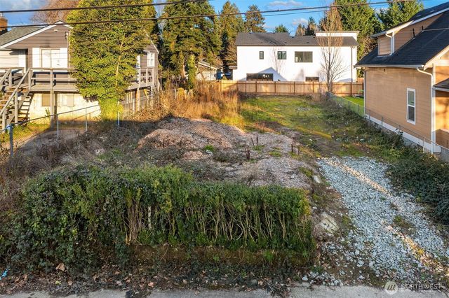 8444 46th Avenue S, Seattle, WA 98118