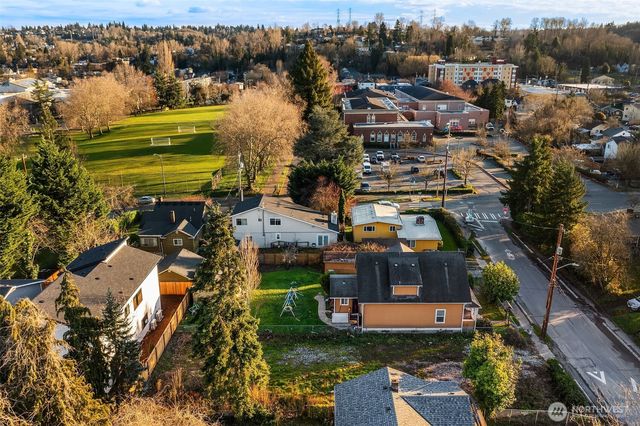 8444 46th Avenue S, Seattle, WA 98118