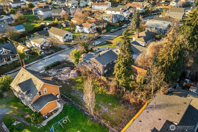 8444 46th Avenue S, Seattle, WA 98118