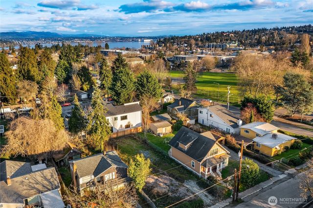 8444 46th Avenue S, Seattle, WA 98118