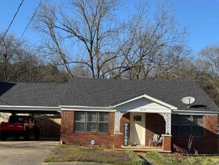 424 E Sevier Street, Benton, AR 72015