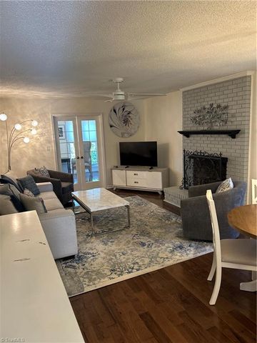 5005 Country Lane, Archdale, NC 27263