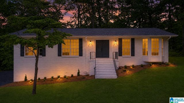 1036 MELISSA CIRCLE, Leeds, AL 35094