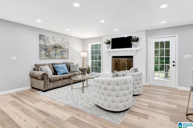 1036 MELISSA CIRCLE, Leeds, AL 35094