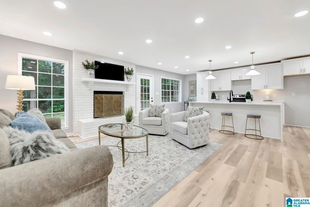 1036 MELISSA CIRCLE, Leeds, AL 35094