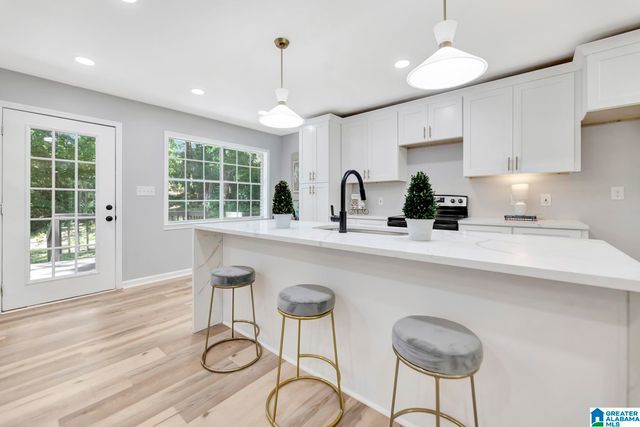 1036 MELISSA CIRCLE, Leeds, AL 35094