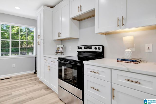 1036 MELISSA CIRCLE, Leeds, AL 35094