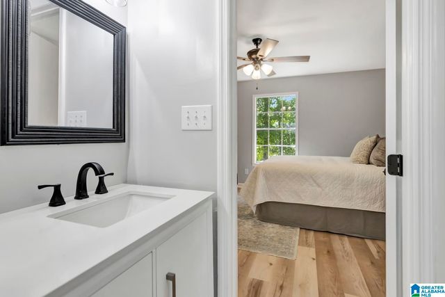 1036 MELISSA CIRCLE, Leeds, AL 35094