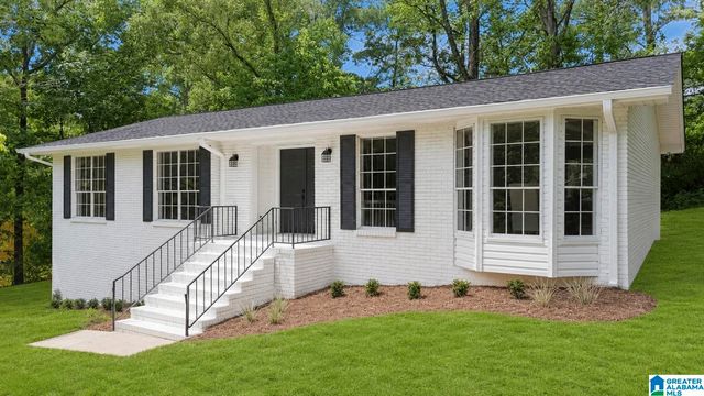 1036 MELISSA CIRCLE, Leeds, AL 35094