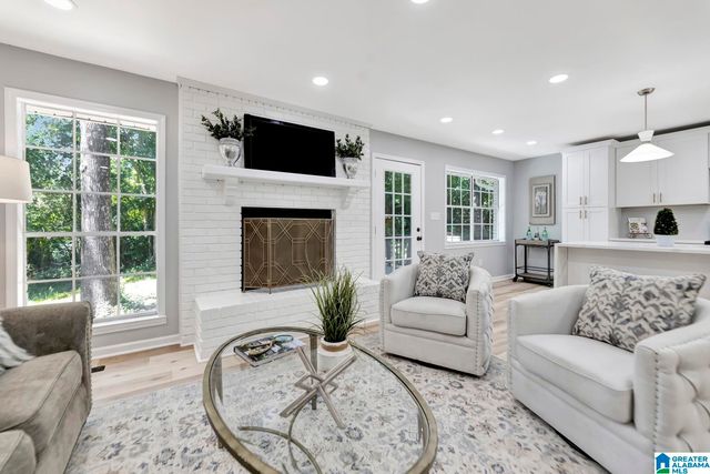 1036 MELISSA CIRCLE, Leeds, AL 35094