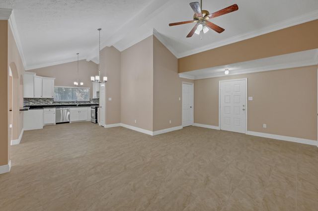 2910 Norwich Street, Pearland, TX 77584