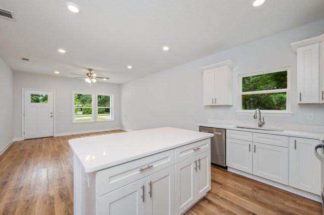 585 Brock Avenue, Crestview, FL 32539