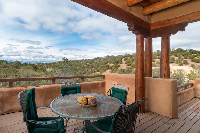 860 Camino Chaco, Santa Fe, NM 87501