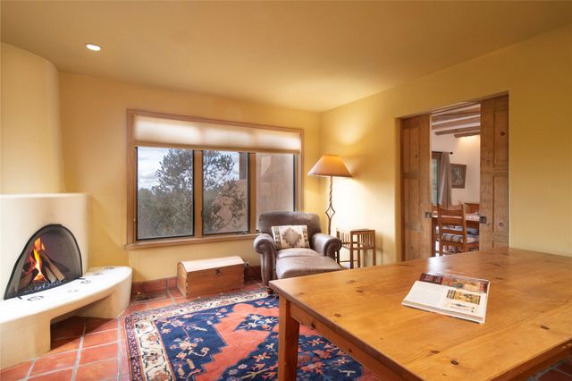 860 Camino Chaco, Santa Fe, NM 87501