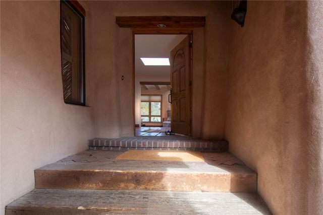 860 Camino Chaco, Santa Fe, NM 87501