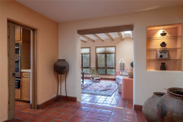 860 Camino Chaco, Santa Fe, NM 87501