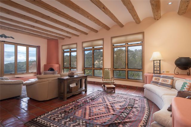 860 Camino Chaco, Santa Fe, NM 87501