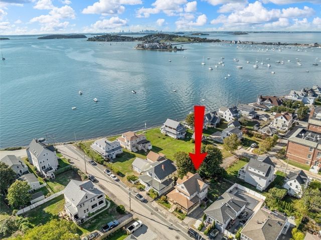 9 K Street, Hull, MA 02045