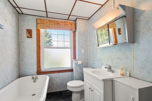 9 K Street, Hull, MA 02045