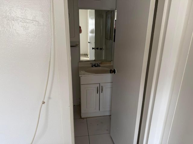 4101 NW 26th Street 260, Lauderhill, FL 33313