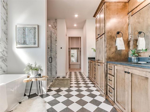 2220 NW 227th Street, Edmond, OK 73025