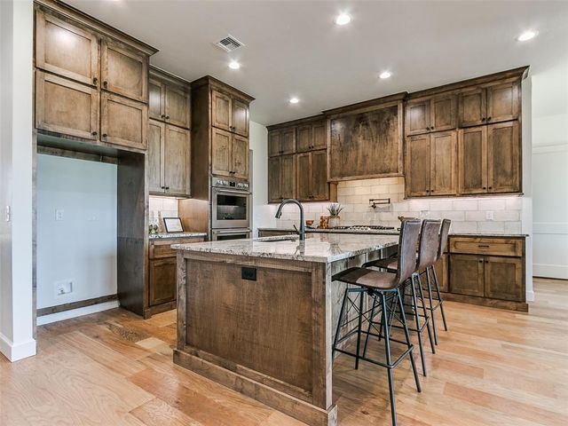 2220 NW 227th Street, Edmond, OK 73025