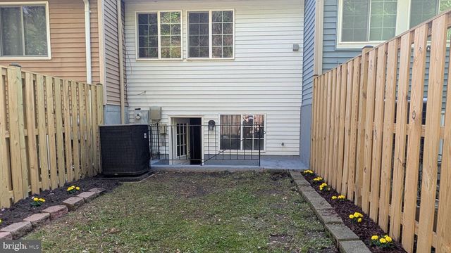 6844 HEATHERWAY CT, Alexandria, VA 22315