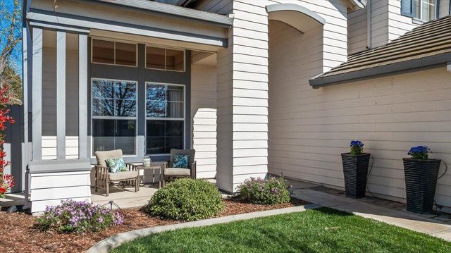 346 S Manley Rd, Ripon, CA 95366