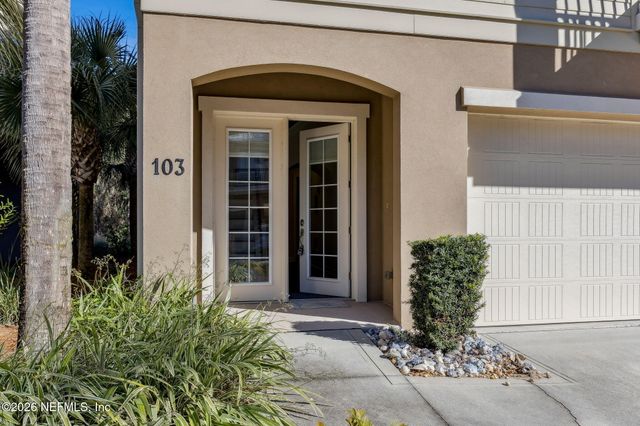 95130 SABAL PALM Road 103, Fernandina Beach, FL 32034