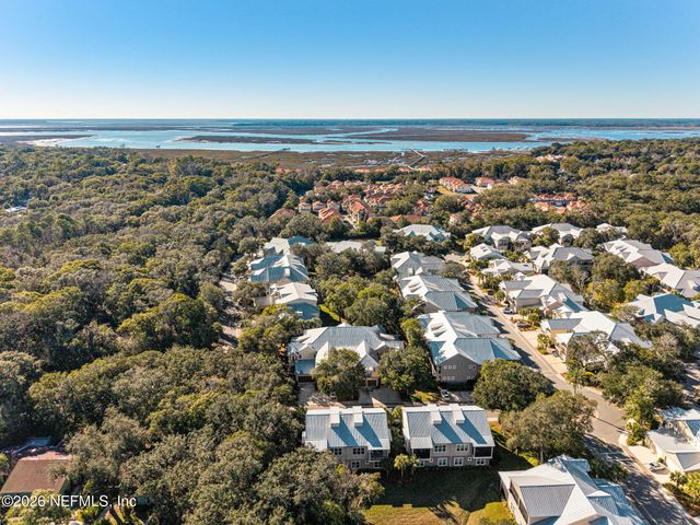 95130 SABAL PALM Road 103, Fernandina Beach, FL 32034