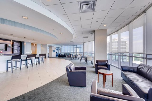 111-3 WASHINGTON STREET, Orlando, FL 32801